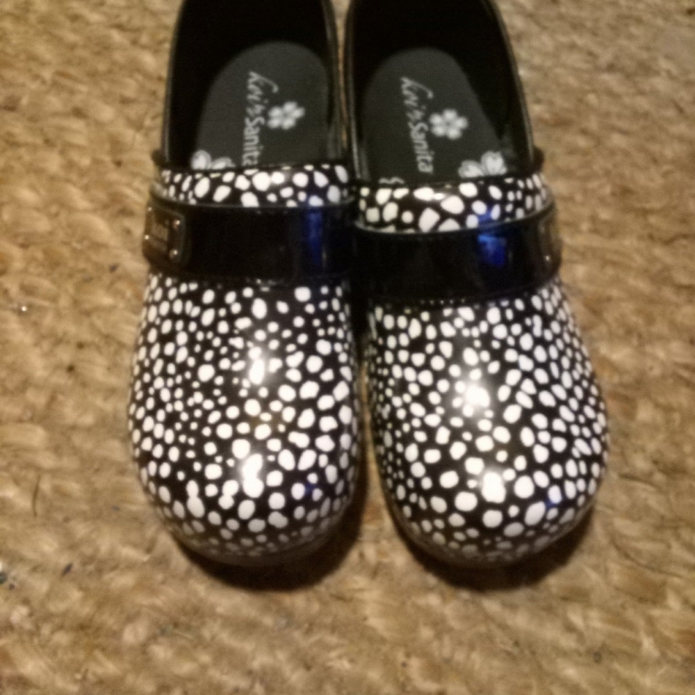Clogs